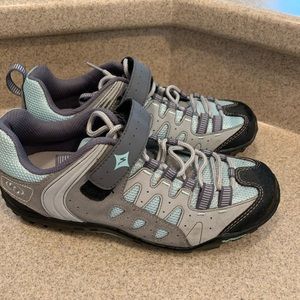 Specialized MTB Trail Traction or Spin shoes 7.5